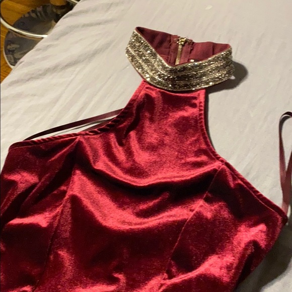 Velvet wine dress size xs , brand new - Picture 5 of 7